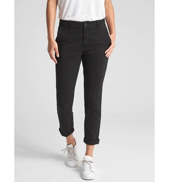 GAP Pants - NWT Gap Girlfriend Chinos 6 Black c770